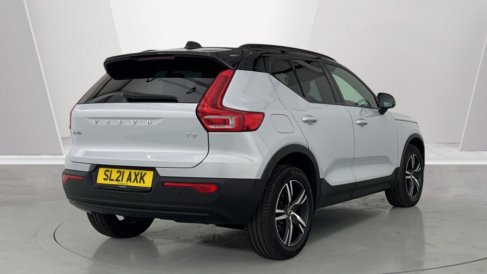 Used Volvo XC40 2021 for sale - 76168717: Photo 2