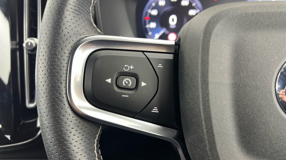 Used Volvo XC40 2021 for sale - 76168717: Photo 21