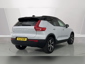 Used Volvo XC40 2021 for sale - 76168717: Photo 2