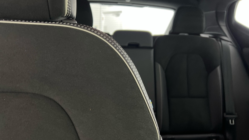 Used Volvo XC40 2021 for sale - 76168717: Photo 36