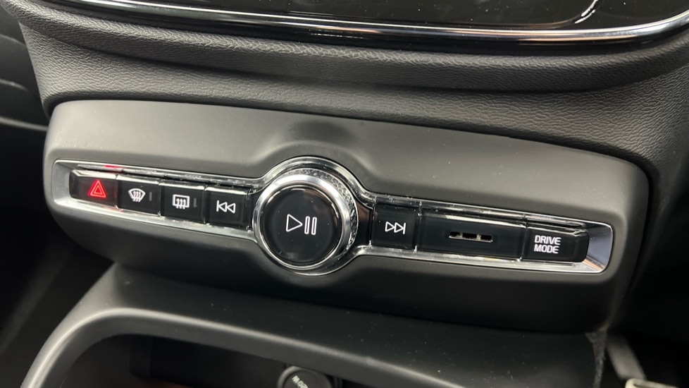 Used Volvo XC40 2021 for sale - 76168717: Photo 43