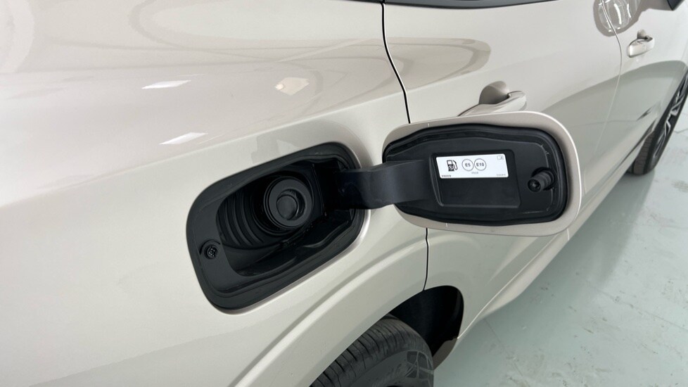 Used Volvo XC60 2022 for sale - 75843775: Photo 16