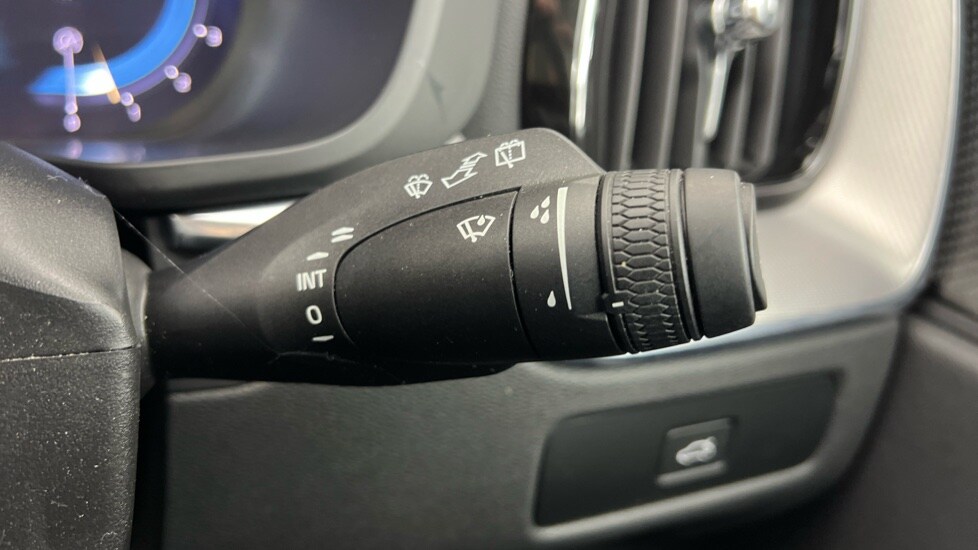 Used Volvo XC60 2022 for sale - 75843775: Photo 23