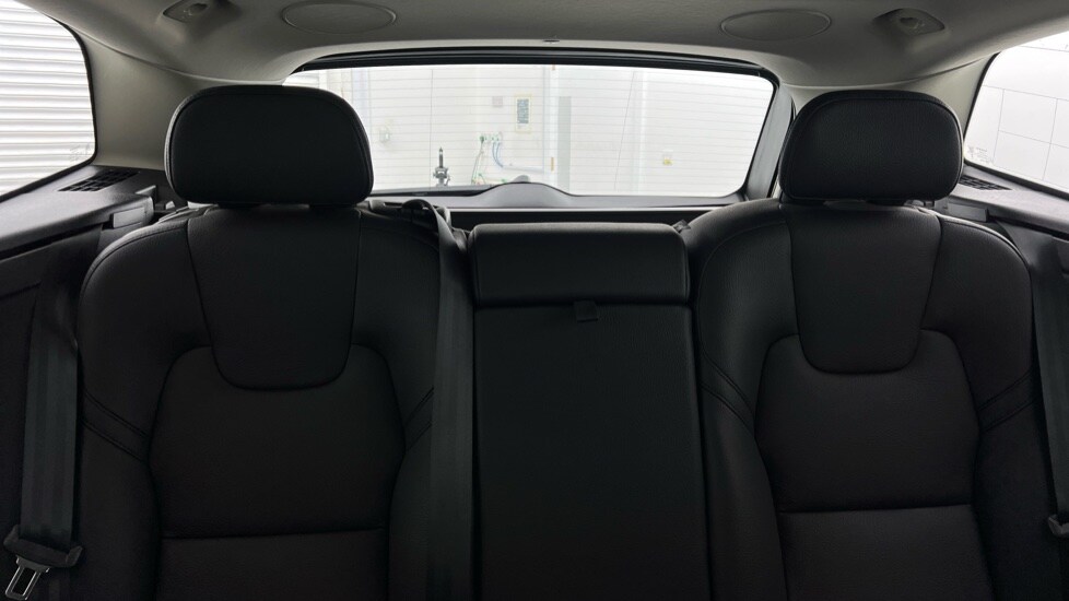 Used Volvo XC60 2022 for sale - 75843775: Photo 36