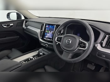 Used Volvo XC60 2022 for sale - 75843775: Photo