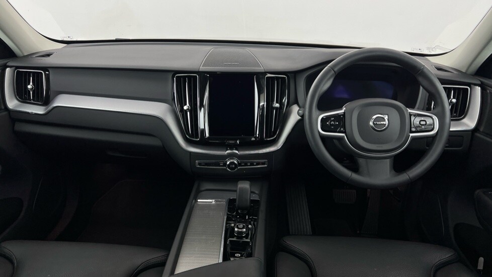 Used Volvo XC60 2022 for sale - 75843775: Photo 5