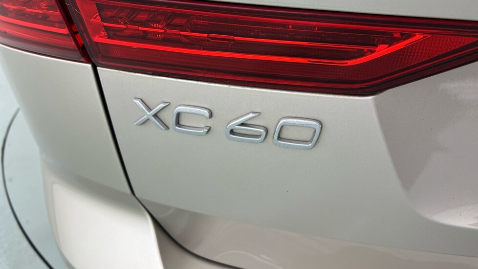 Used Volvo XC60 2022 for sale - 75843775: Photo 54
