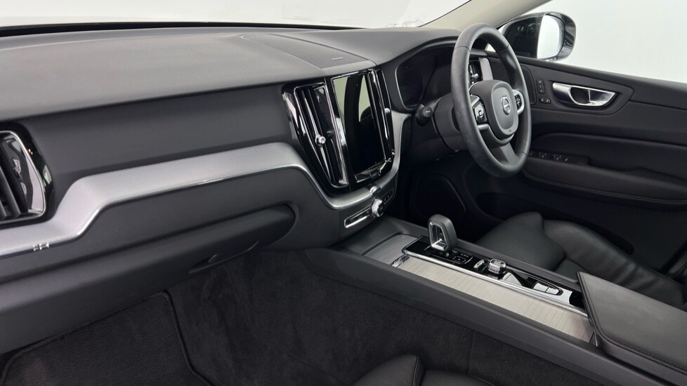 Used Volvo XC60 2022 for sale - 75843775: Photo 57