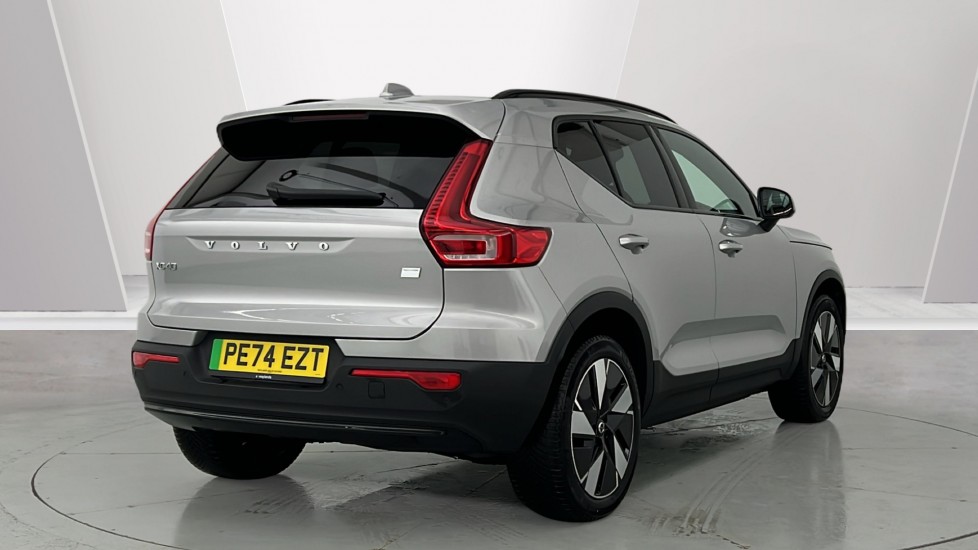Used Volvo XC40 2024 for sale - 77071049: Photo 2