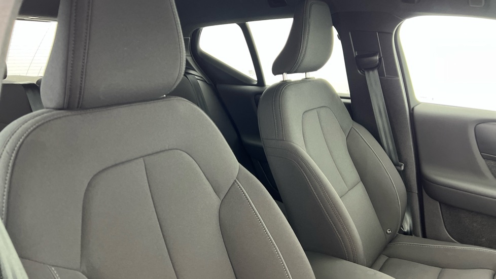 Used Volvo XC40 2024 for sale - 77071049: Photo 30