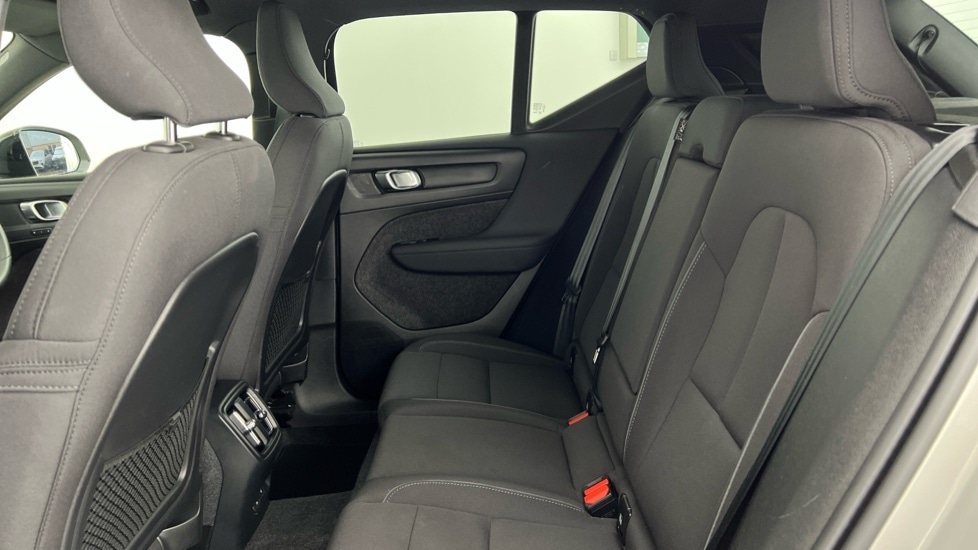 Used Volvo XC40 2024 for sale - 77071049: Photo 32