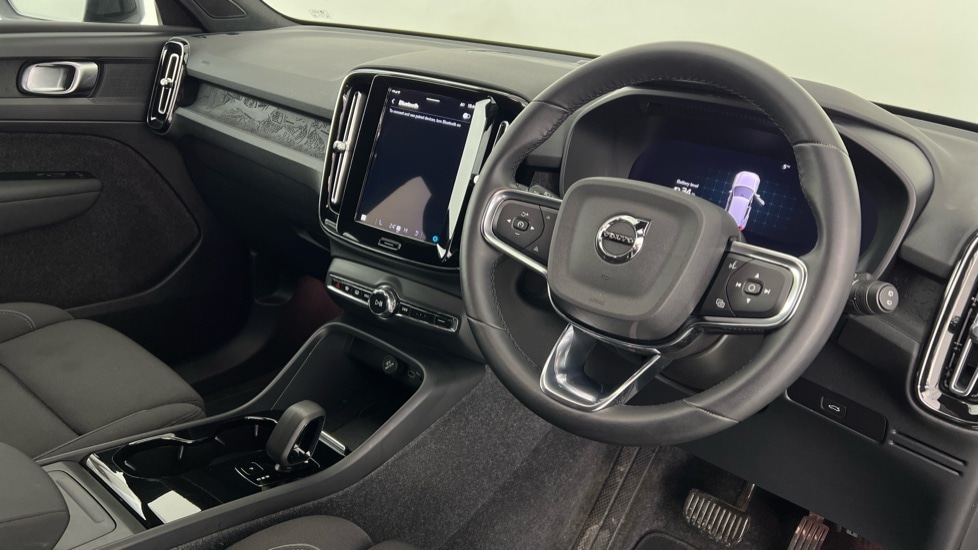 Used Volvo XC40 2024 for sale - 77071049: Photo 4