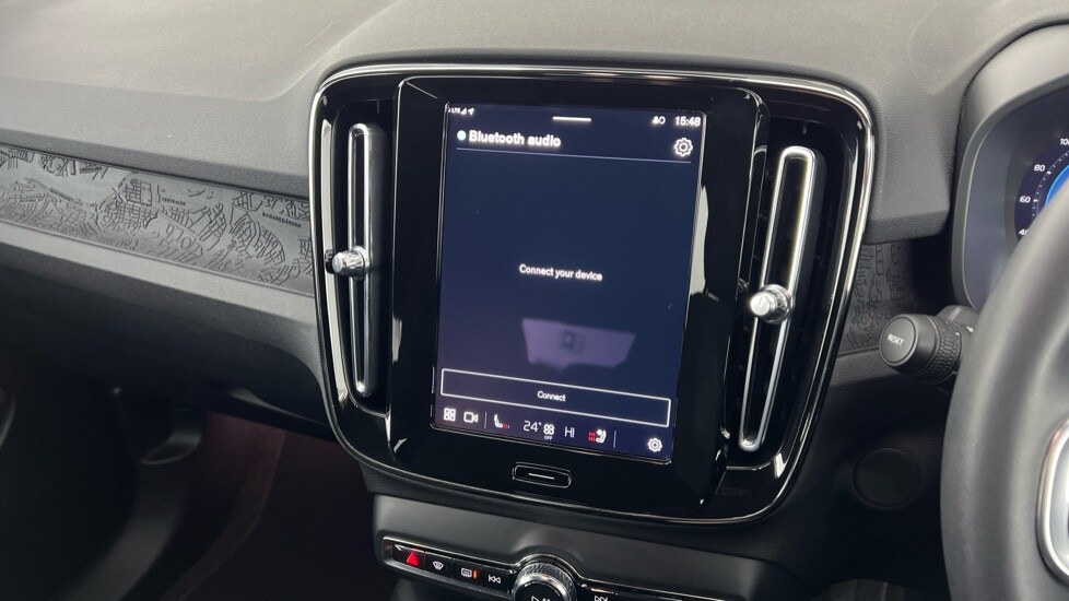 Used Volvo XC40 2024 for sale - 77071049: Photo 40