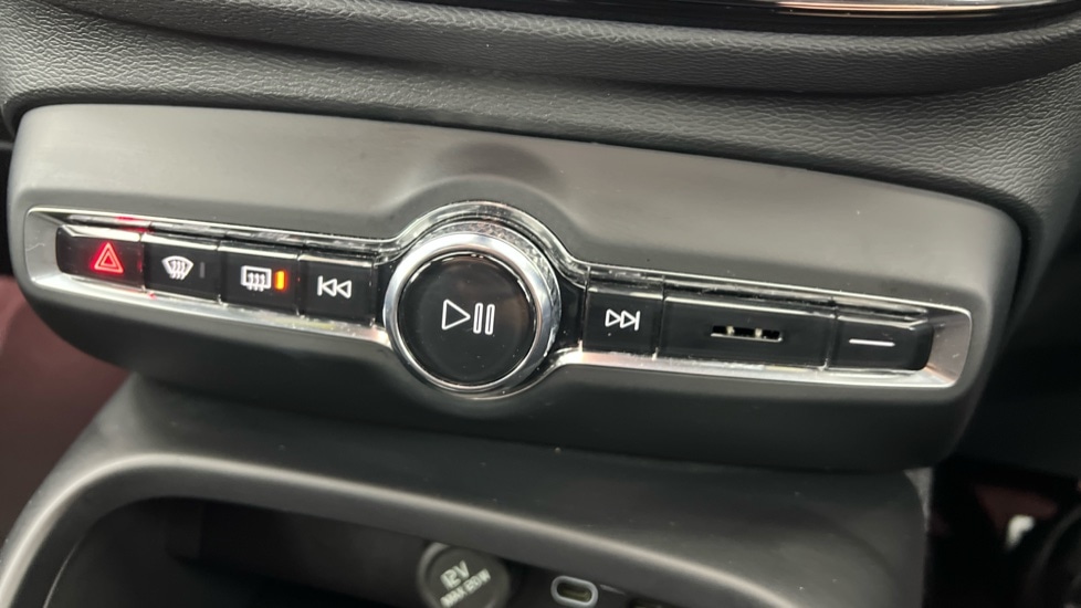 Used Volvo XC40 2024 for sale - 77071049: Photo 48