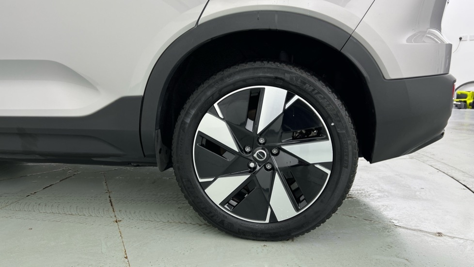 Used Volvo XC40 2024 for sale - 77071049: Photo 58