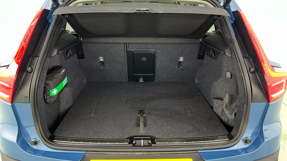 Used Volvo XC40 2024 for sale - 77799839: Photo 13