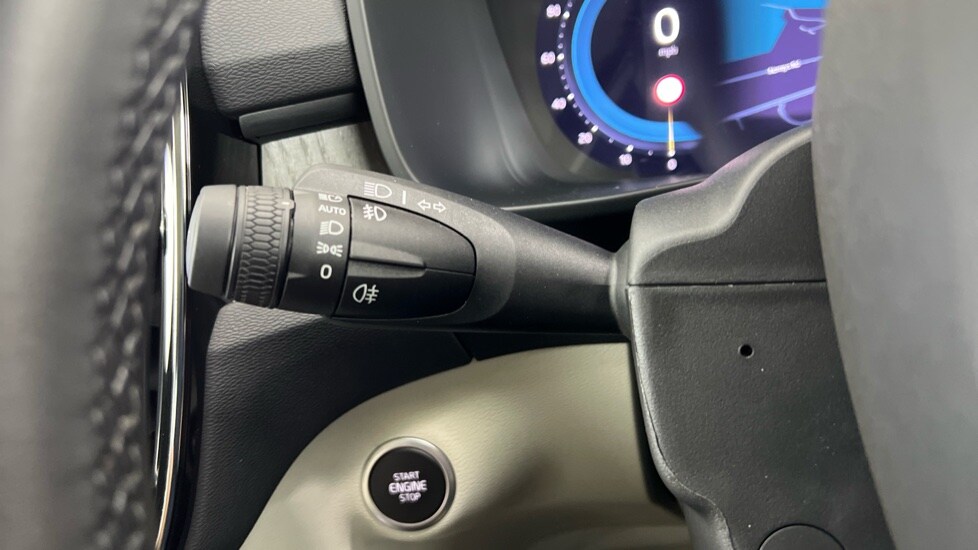 Used Volvo XC40 2024 for sale - 77799839: Photo 20