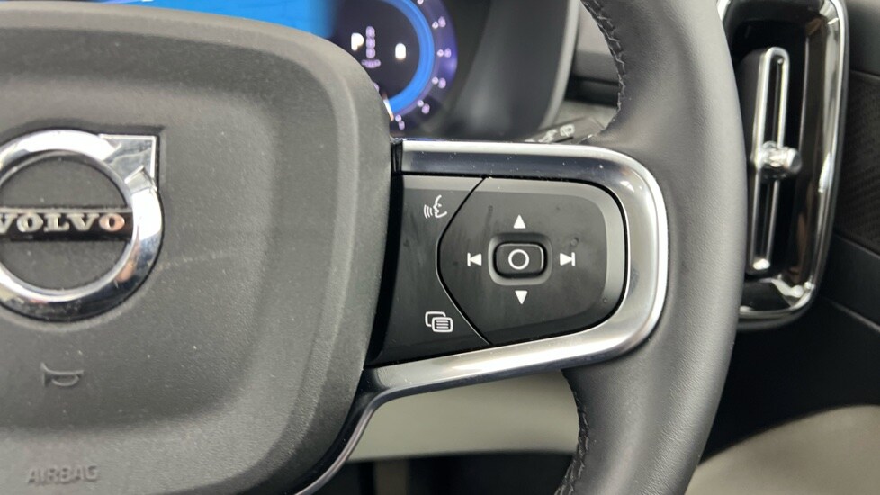 Used Volvo XC40 2024 for sale - 77799839: Photo 22