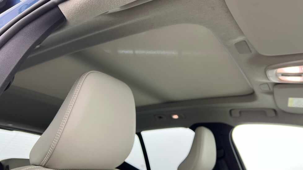 Used Volvo XC40 2024 for sale - 77799839: Photo 31