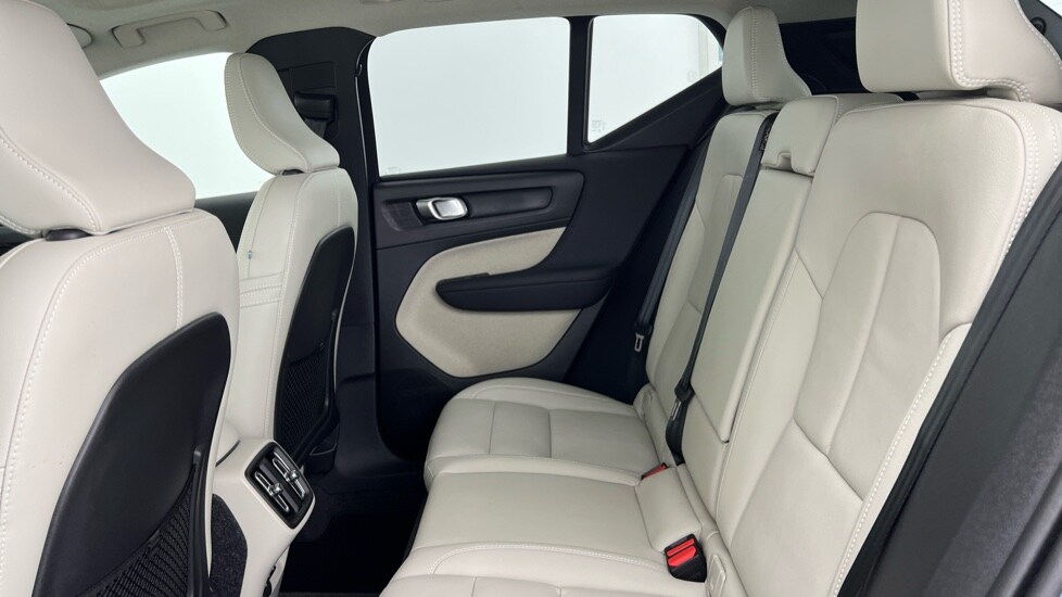 Used Volvo XC40 2024 for sale - 77799839: Photo 33