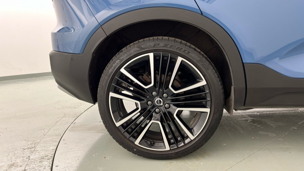 Used Volvo XC40 2024 for sale - 77799839: Photo 9