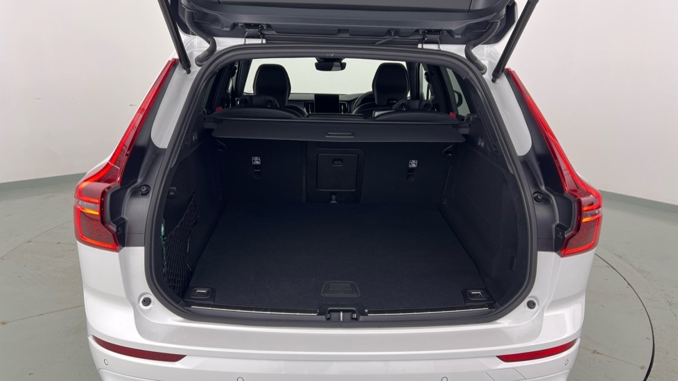Used Volvo XC60 2025 for sale - 77333147: Photo 13
