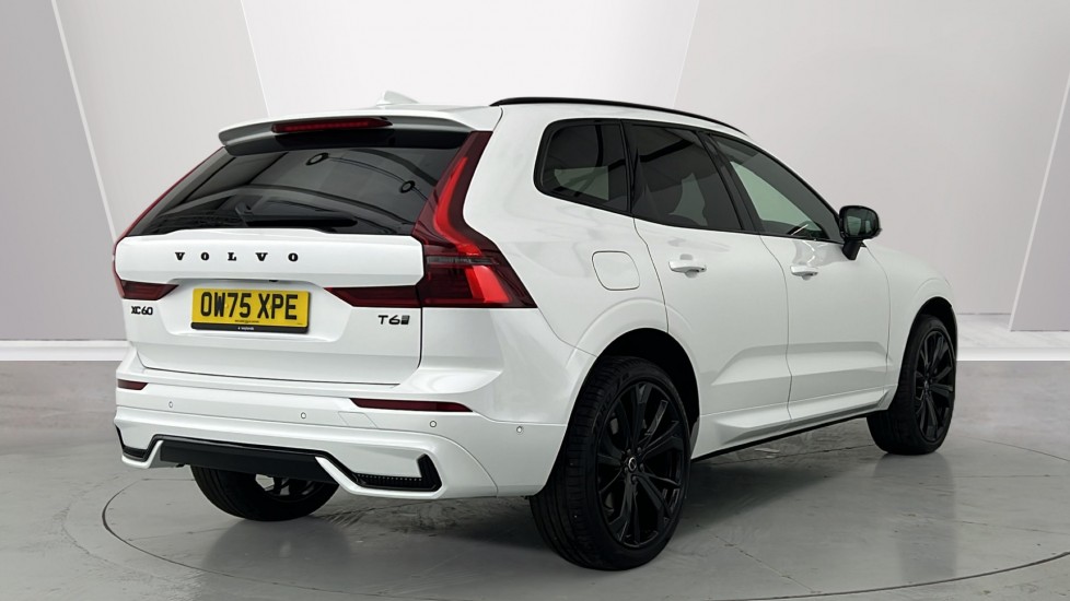 Used Volvo XC60 2025 for sale - 77333147: Photo 2
