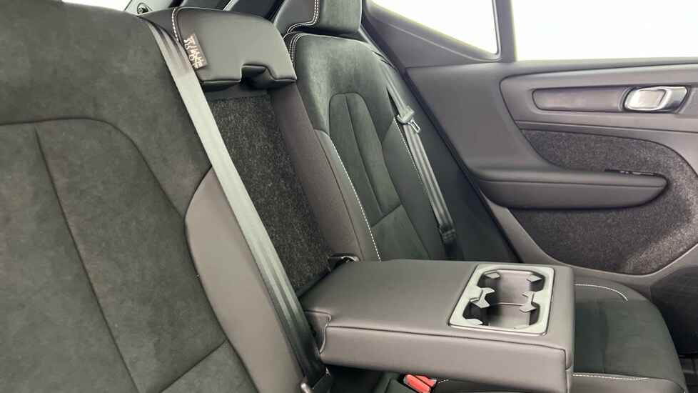 Used Volvo XC40 2025 for sale - 77244667: Photo 32