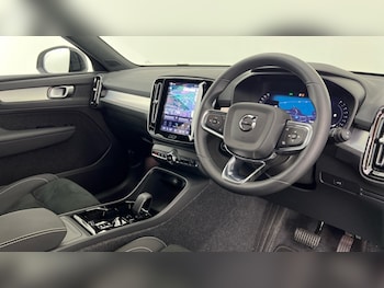 Used Volvo XC40 2025 for sale - 77244667: Photo
