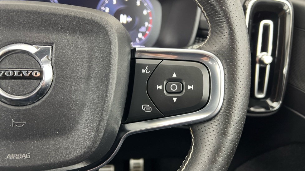 Used Volvo XC40 2018 for sale - 76928078: Photo 22