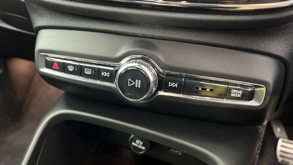 Used Volvo XC40 2018 for sale - 76928078: Photo 39