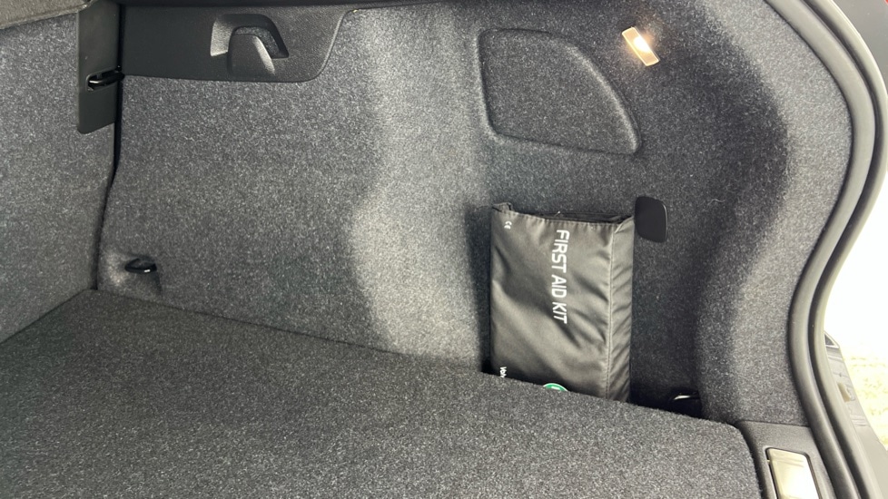 Used Volvo XC40 2018 for sale - 76928078: Photo 48