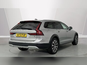 Used Volvo V90 2023 for sale - 78055294: Photo