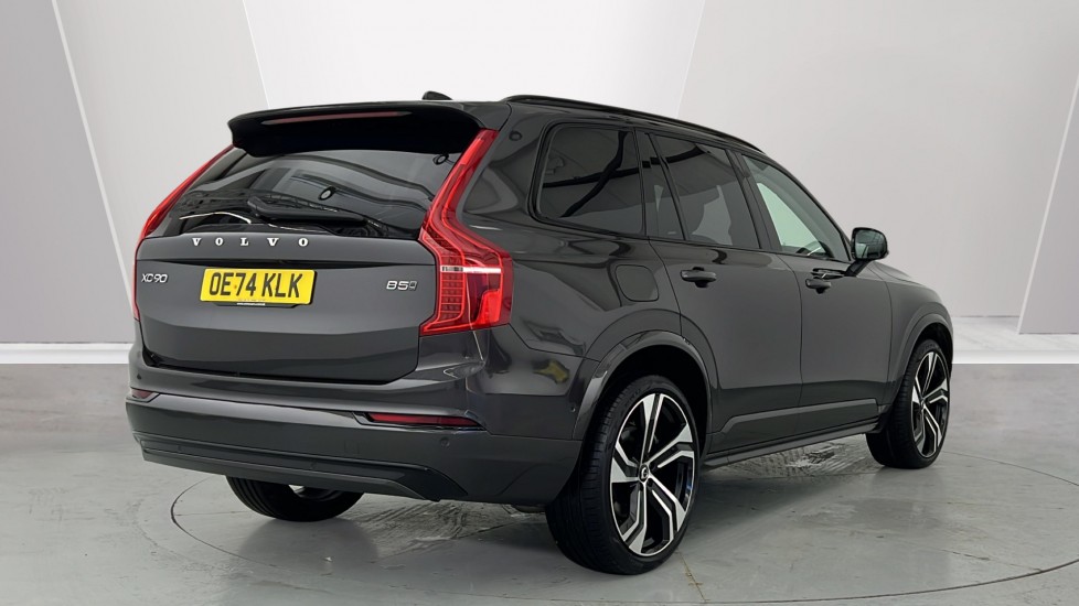 Used Volvo XC90 2024 for sale - 77232106: Photo 2