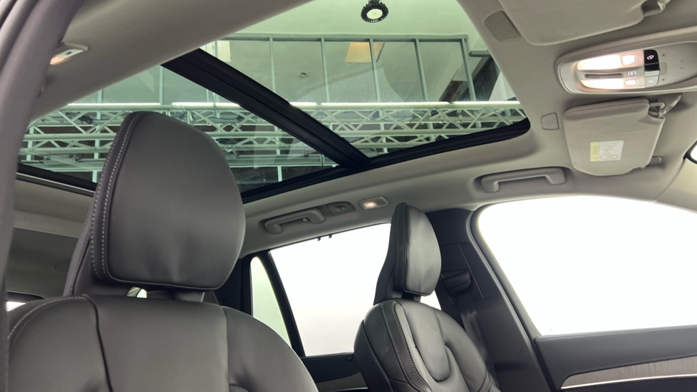 Used Volvo XC90 2024 for sale - 77232106: Photo 31