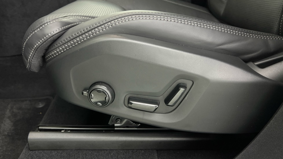 Used Volvo XC90 2024 for sale - 77232106: Photo 63