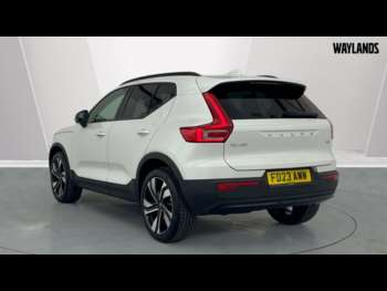 Used Volvo XC40 2023 for sale - 74996311: Photo