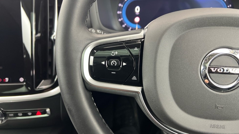 Used Volvo V60 2025 for sale - 77532022: Photo 21