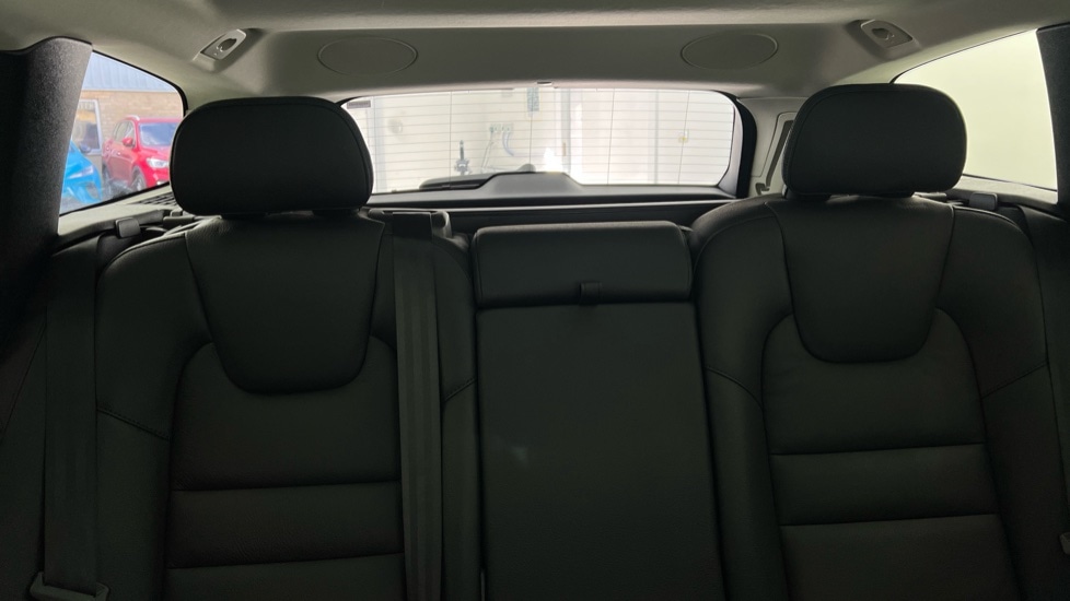 Used Volvo V60 2025 for sale - 77532022: Photo 36