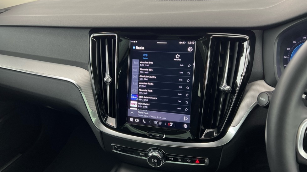 Used Volvo V60 2025 for sale - 77532022: Photo 43