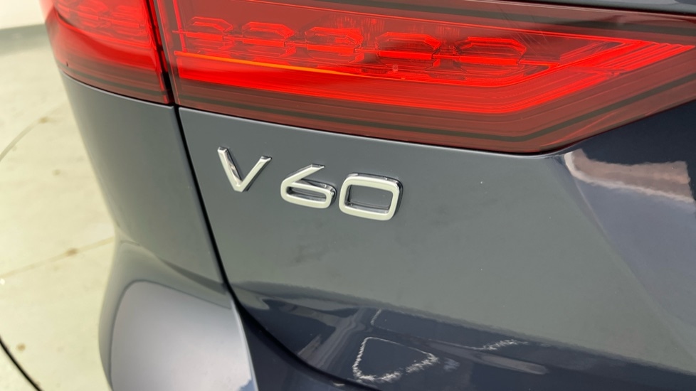 Used Volvo V60 2025 for sale - 77660335: Photo 55