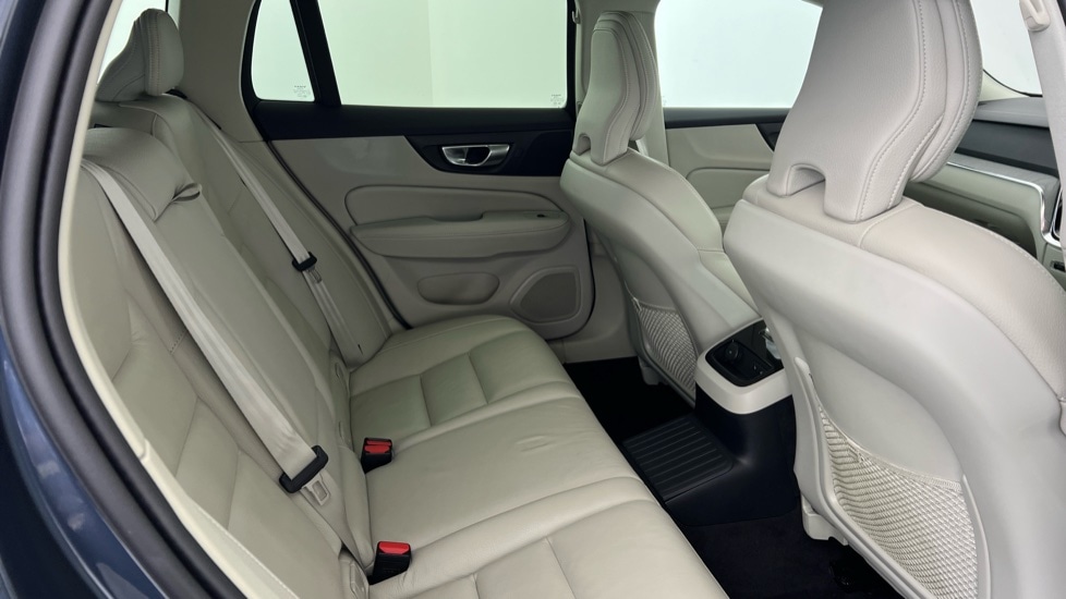 Used Volvo V60 2025 for sale - 77660335: Photo 6