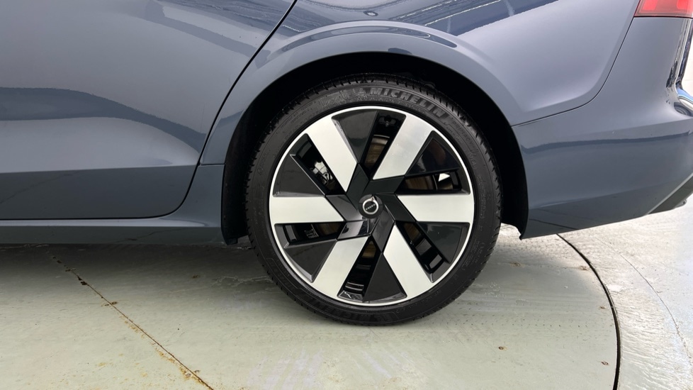 Used Volvo V60 2025 for sale - 77660335: Photo 64