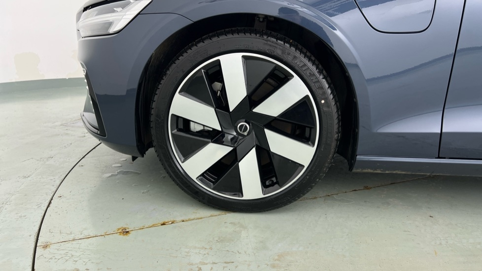 Used Volvo V60 2025 for sale - 77660335: Photo 65