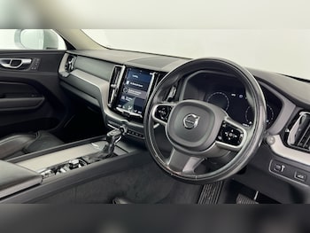 Used Volvo XC60 2019 for sale - 78302701: Photo