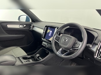 Used Volvo XC40 2022 for sale - 79189245: Photo
