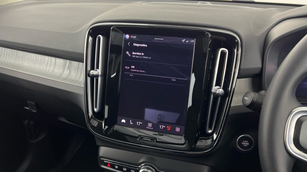 Used Volvo XC40 2025 for sale - 77552258: Photo 15