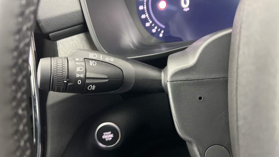 Used Volvo XC40 2025 for sale - 77552258: Photo 20