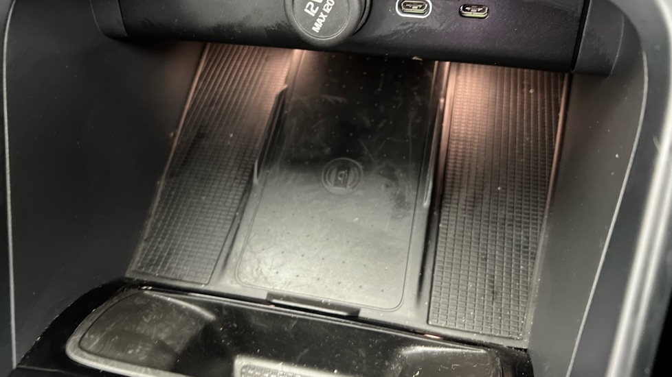 Used Volvo XC40 2025 for sale - 77552258: Photo 55