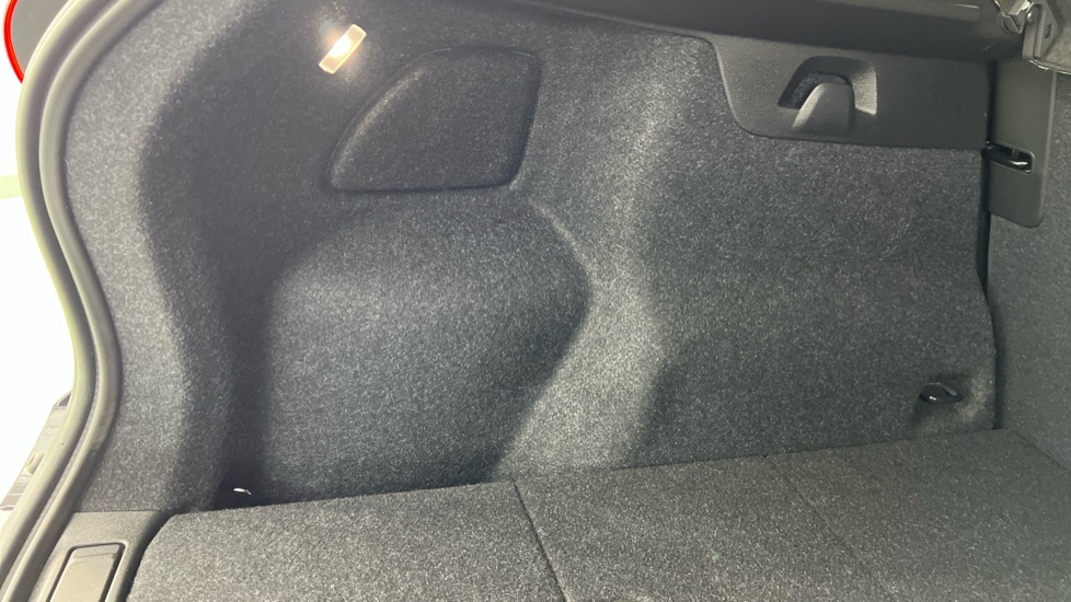 Used Volvo XC40 2025 for sale - 77552258: Photo 61